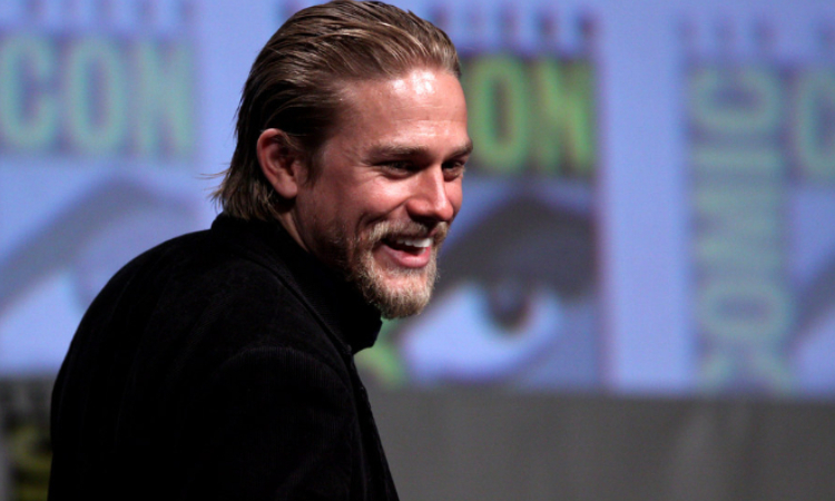 Películas y programas de TV de Charlie Hunnam