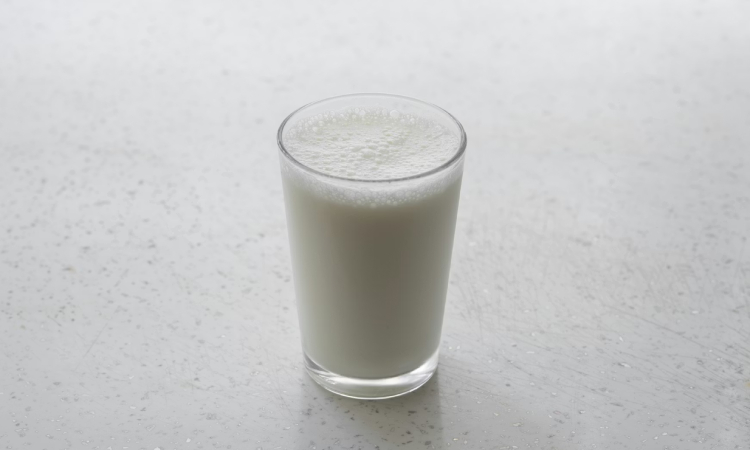 ¿La leche engorda? Entera, semi, desnatada y vegetal